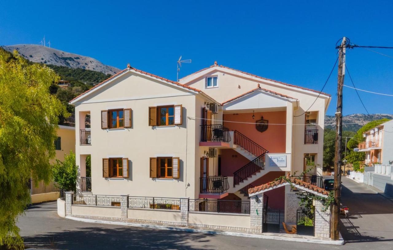 Alexatos Studios & Apartments Agia Efimia Bagian luar foto